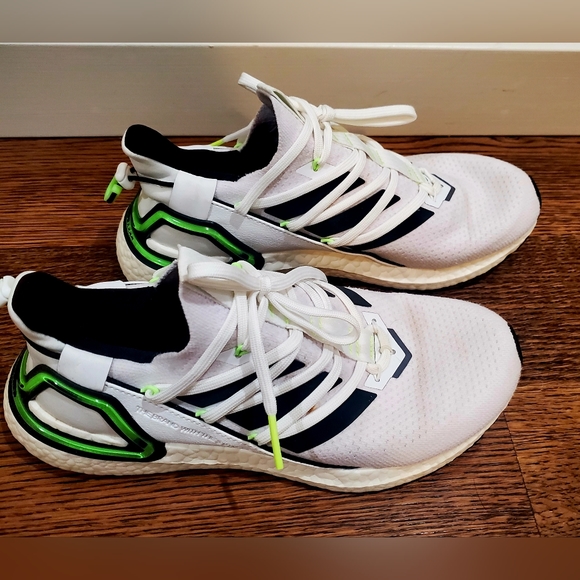 Men's Adidas Continental UltraBoost tennis shoes size 9 - Picture 4 of 11